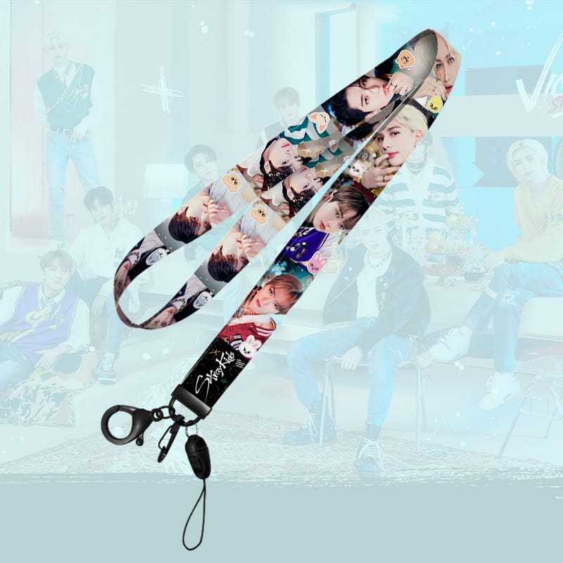 Cordão de K POP Removível Corda De Pescoço ou corda de cracha Stray Kids BTS TWICE ou de anime em Oferta na Shopee