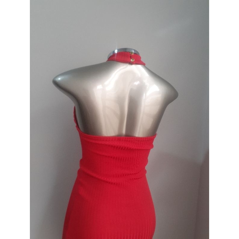 Vestido vermelho canelado (brecho)