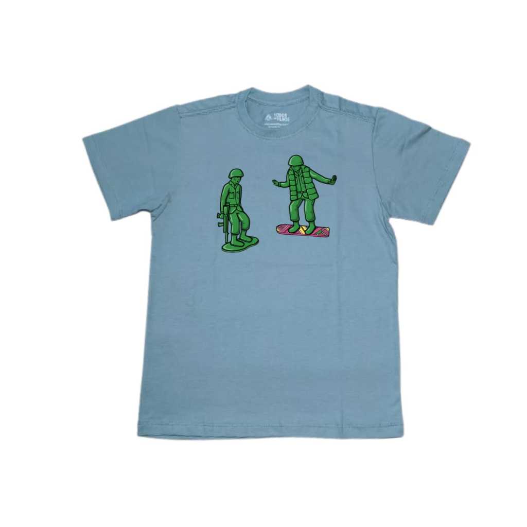 Camiseta Infantil Verde Atlântico Estampa Soldadinhos – 100% Algodão