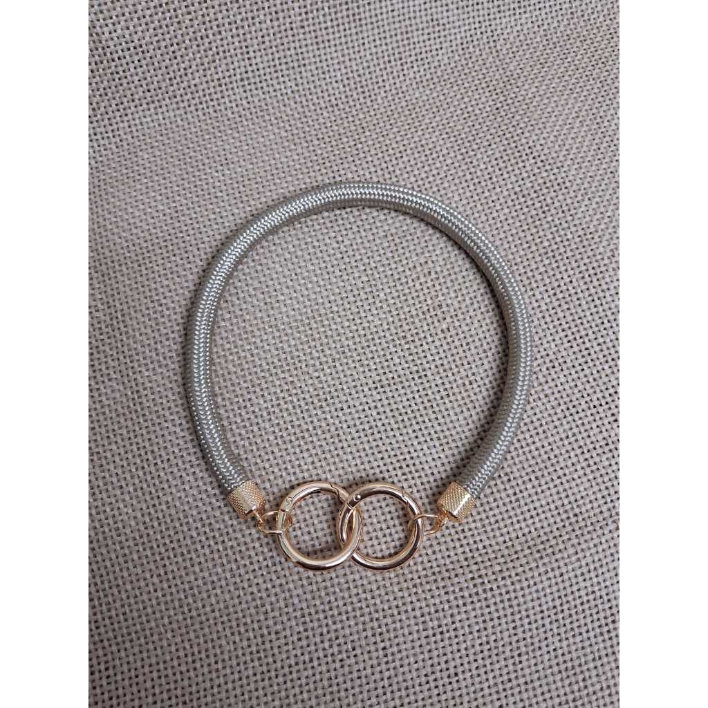 Alça de cordão náutico Rami com argola articulada dourada 50cm elegante