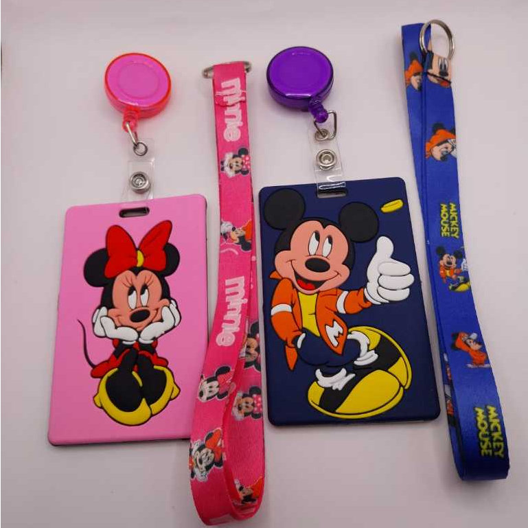 Porta Crachá + Retrátil Roller Clip + Cordão Personalizado Minnie e Mickey Emborrachado em Oferta na Shopee