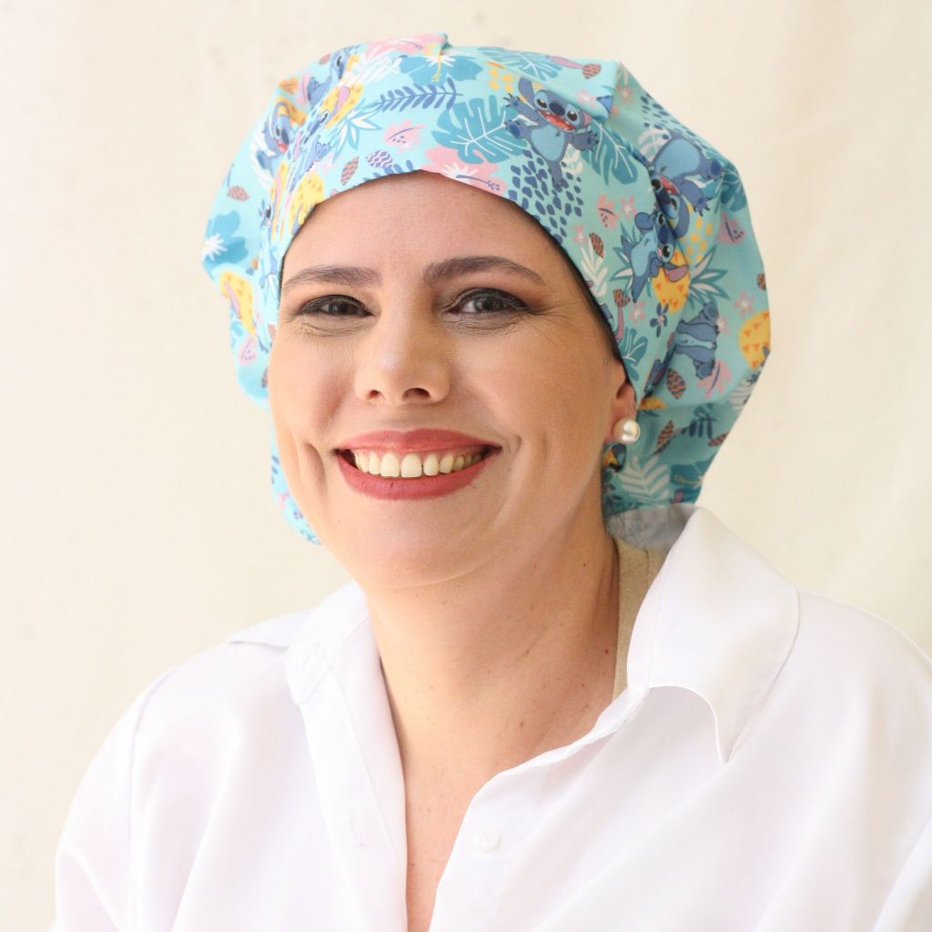 TOUCA CIRÚRGICA FEMININA ENFERMAGEM GORRO AFRO BLACK STITCH COM ELÁSTICO PERSONAGEM em Oferta na Shopee