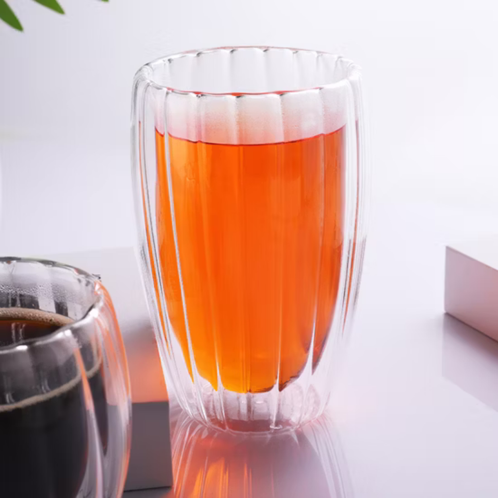 Copo Parede Dupla 450ml Canelado de Vidro Borossilicato - Para bebidas geladas ou quentes em Oferta na Shopee