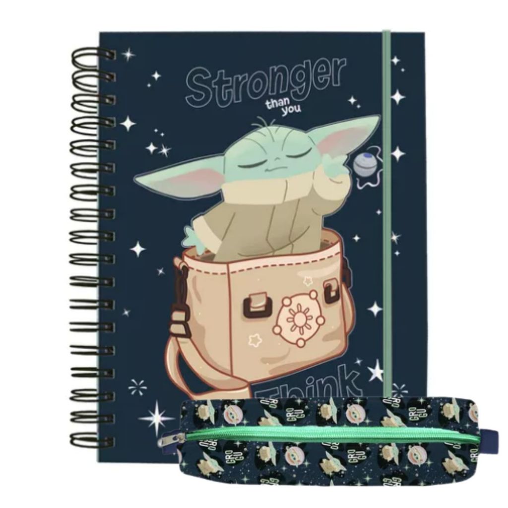 Kit Caderno Smart Universitário Star Wars Baby Yoda + Estojo Simples Escolar Infantil Star Wars Baby Yoda Disney Dac