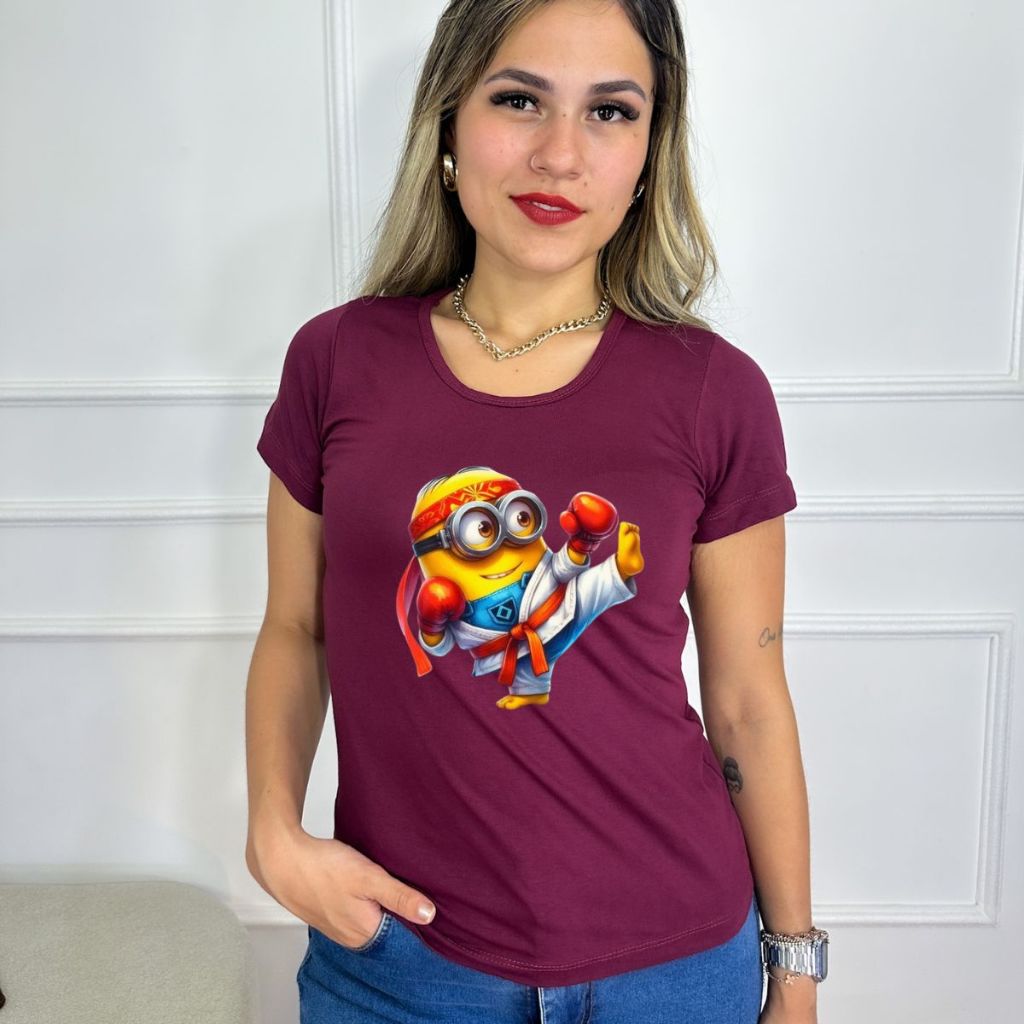 Blusa feminina estampa minions karate camiseta t-shirt