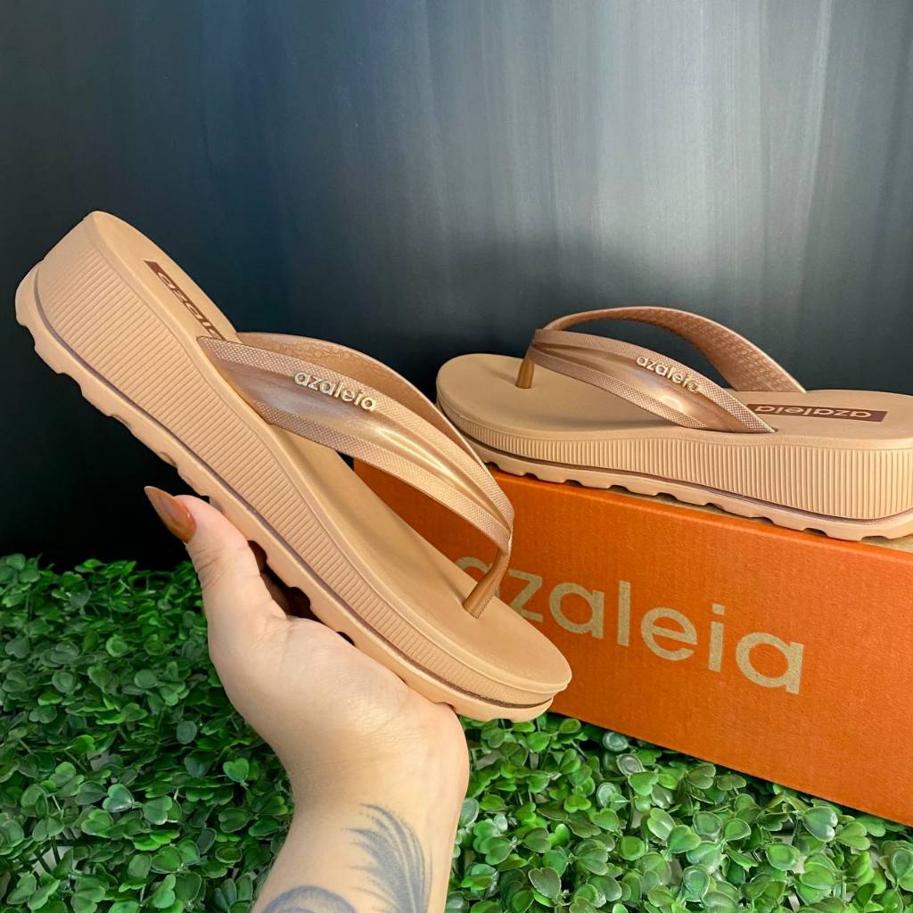 Sandália Chinelo Feminino Solado Alto Azaléia Rasteira Leve Conforto Moda Estilo Original 18973 em Oferta na Shopee