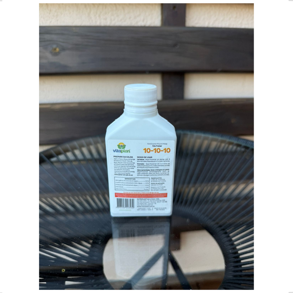 Kit Enraizador Fertilizante NPK 10-10-10 Concentrado 140ml Mineral Misto Vitaplan Dosador Adubo