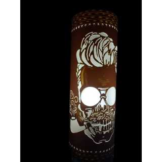 Luminária De Mesa Caveira Artesanal em PVC Abajur Bivolt
