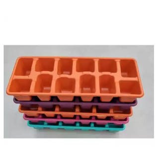 Kit 2 Formas Gelo Coloridas  Plástico  Geladeira Freezer Sucos Bebidas - Cores Sortidas