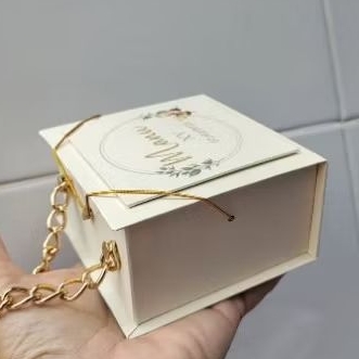 caixa cartonada 10x10x5cm em Oferta na Shopee