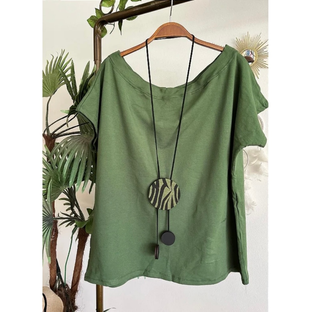 Blusa Ombro a Ombro Sensual Camiseta Em Malha Viscolycra Larguinha soltinha Ampla Over Size Básica Casual