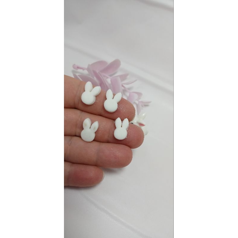 Coelhinhos branco rostinho pasta americana/confeito de açúcar/aplique comestível decoração de doces rostinho em Oferta na Shopee