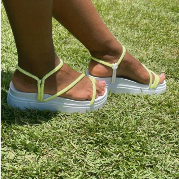Sandália Papete De Dedo Plataforma Birken Feminina strass Lançamento 2025 Com e Sem Strass na Lateral Confortavel Macia