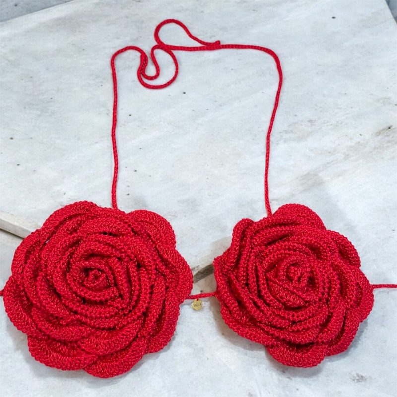 Top Cropped Flor de Crochê ! 🤩🌹Atenção Azul royal TAM P e Caramelo TAM P envio imediato!