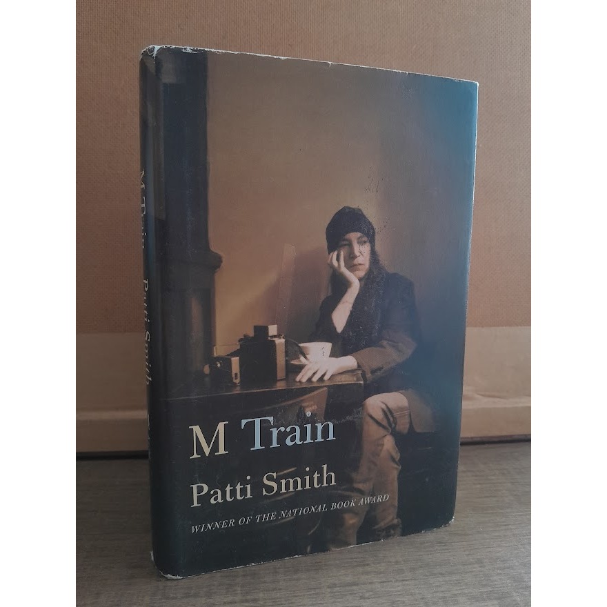 Livro M Train - Patti Smith em Inglês