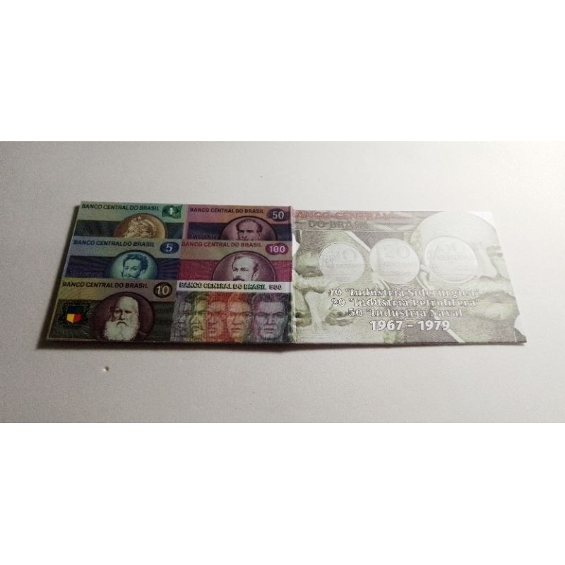 10, 20 e 50 centavos 1978 - indústria siderúrgica, indústria petrolífera, indústria naval no blister