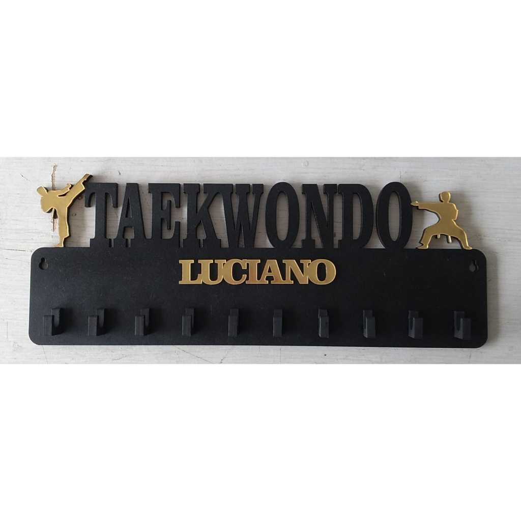 Porta Faixas ou Medalhas TAEKWONDO Personalizado com nome
