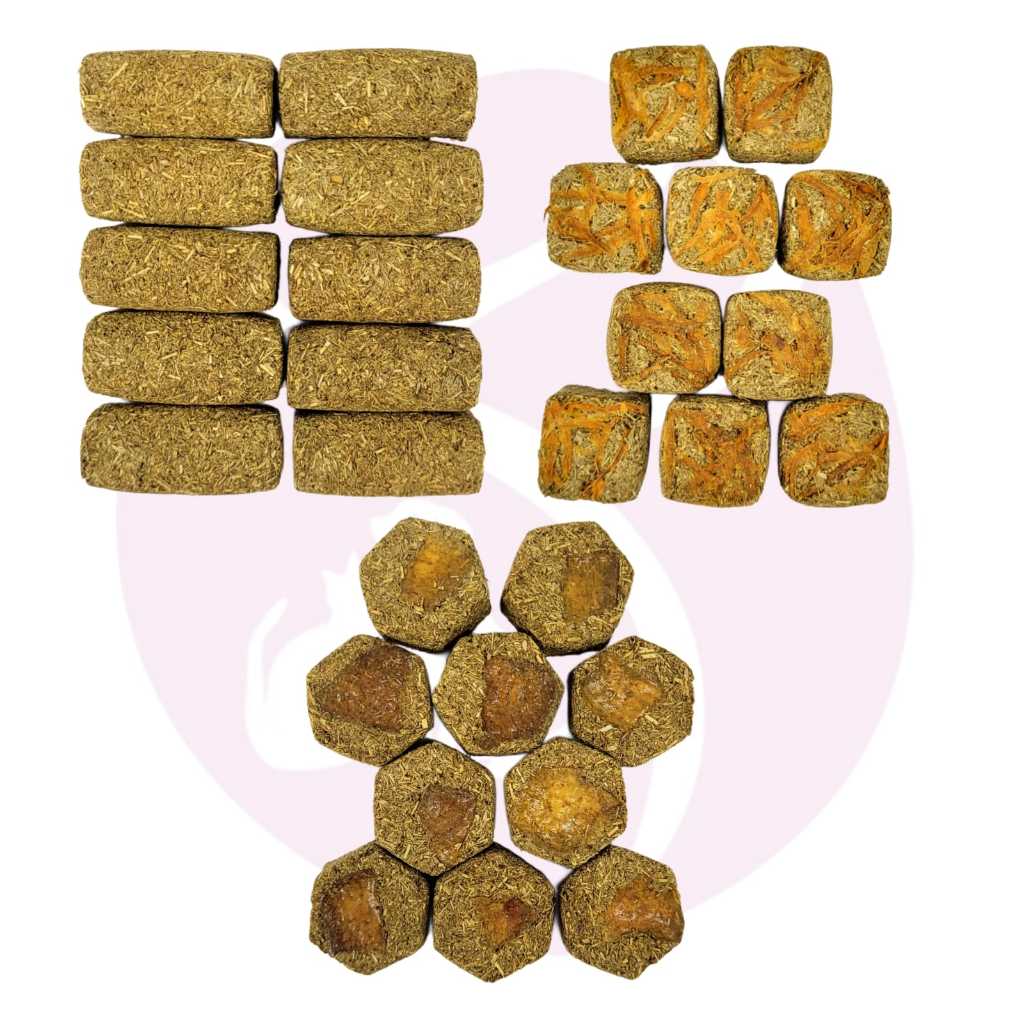 Kit Com 3 Biscoitos De Feno Saborizado Para Roedores (Coelhos, Porquinho Da Índia, Chinchila)