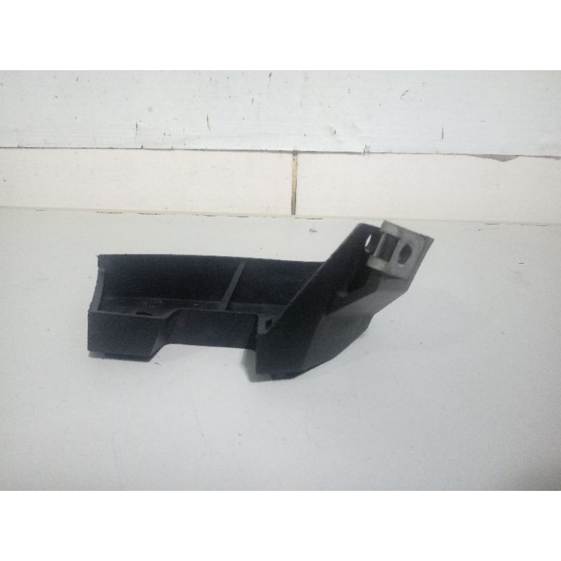 Guia Para Choque Dianteiro Esquerdo Celta 00/06 93388453