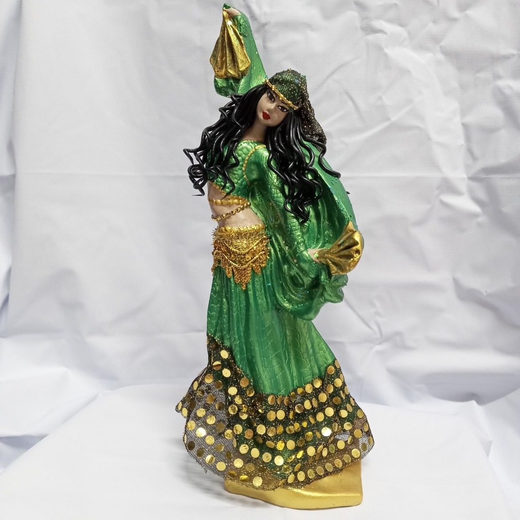 Escultura de gesso personalizada cigana esmeralda estátua gesso cigana do leque