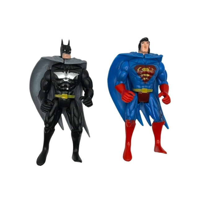 Bonecos DCBS Brinquedos Superman e Batman Colecionaveis com Capa e Acessorios 13cm Figure Action
