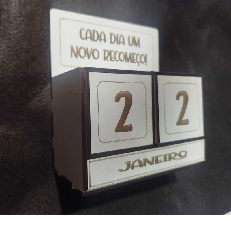 Calendário Permanente - Cubo de mesa - MDF - branco
