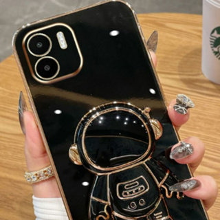 Kelly Capas Capinha Moto G13,G23,G53,G73,G22,G32,G42,G52,G62,G82 Borda Dourada Suporte Astronauta em Oferta na Shopee