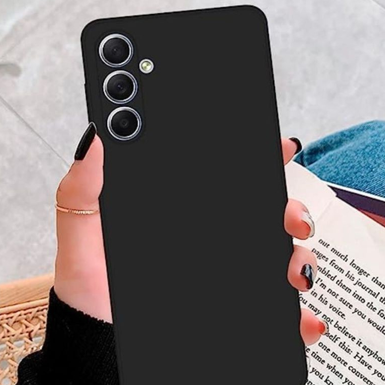 STAR CAPAS - Capinha de Silicone com Veludo Dentro para Samsung A05 A05S A15 A25 A35 A55