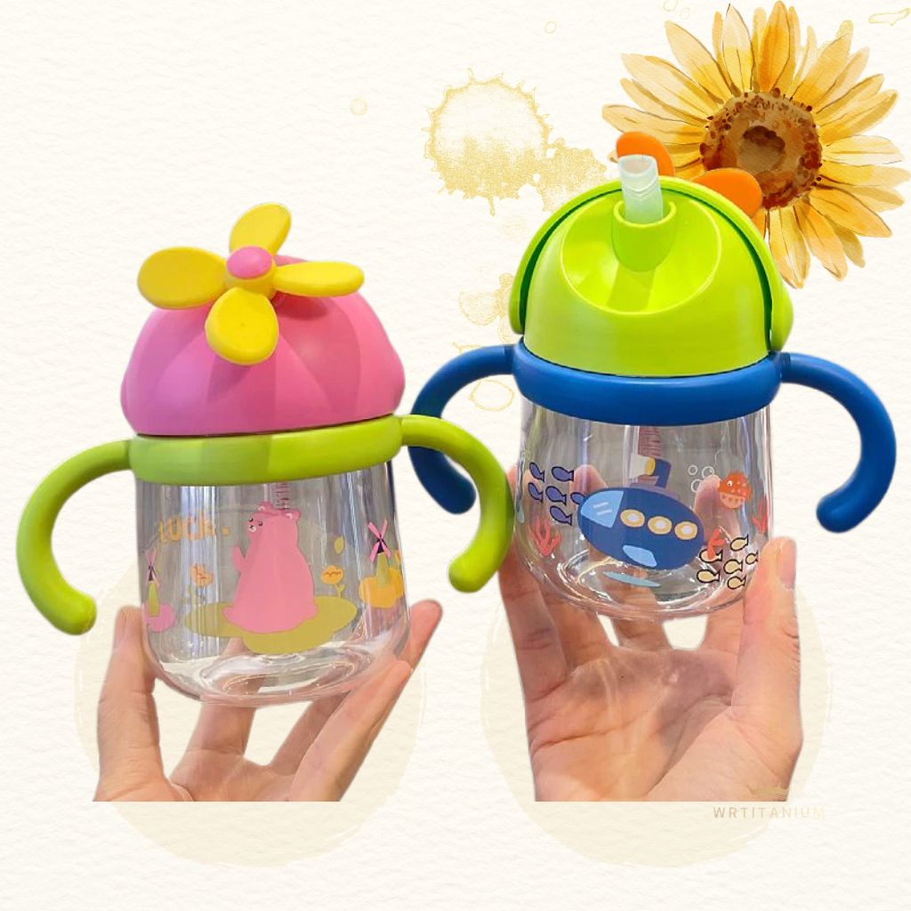 Copo Caneca Infantil 500ml com Canudo Silicone Anti Vazamento c/ Alça Garrafa Squeeze
