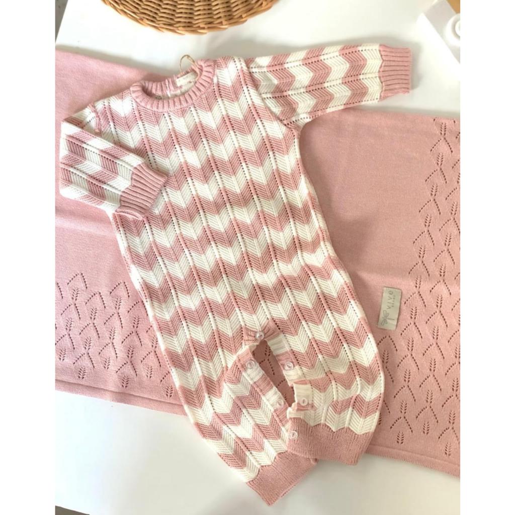 Macacão em Tricot Saída Maternidade Infantil Menino e Menina 0 a 06 Meses Não Acompanha Manta, Tam M sem pé fechado.