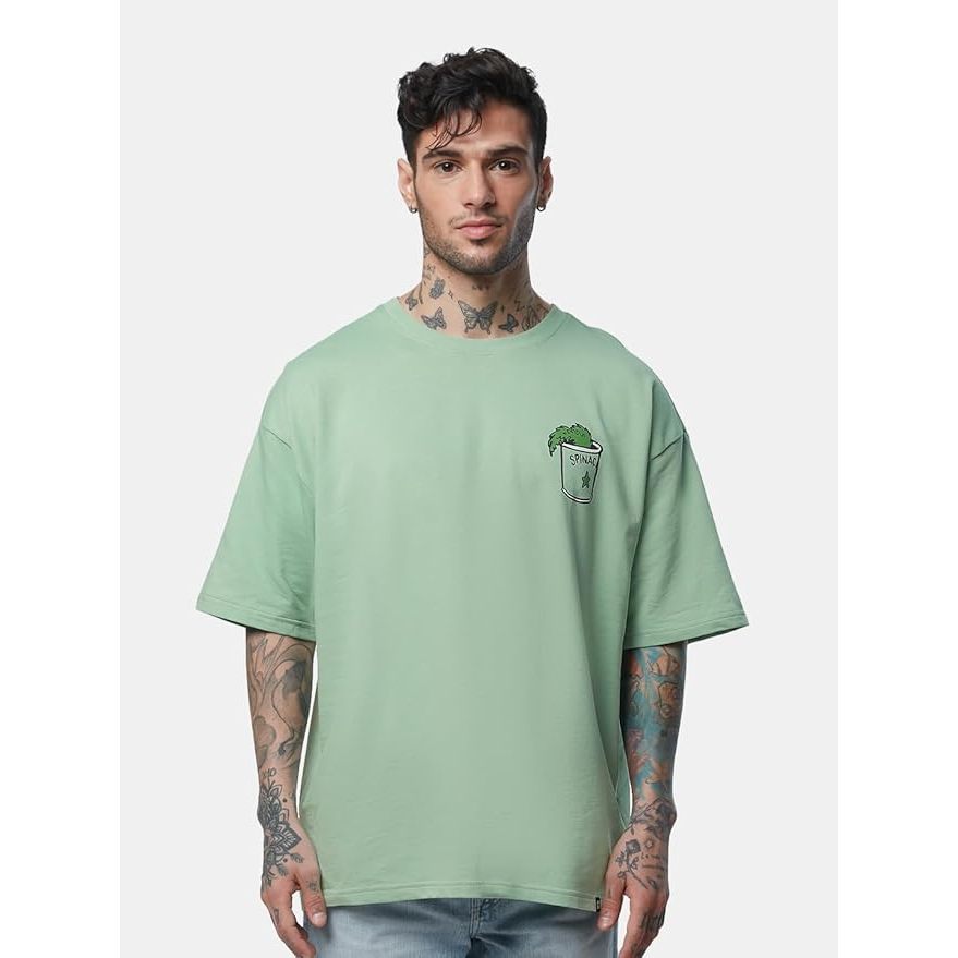 "Popeye é clássico, estilo é força! Camiseta AfterSoul Plus Size, retrô e cheia de personalidade!"