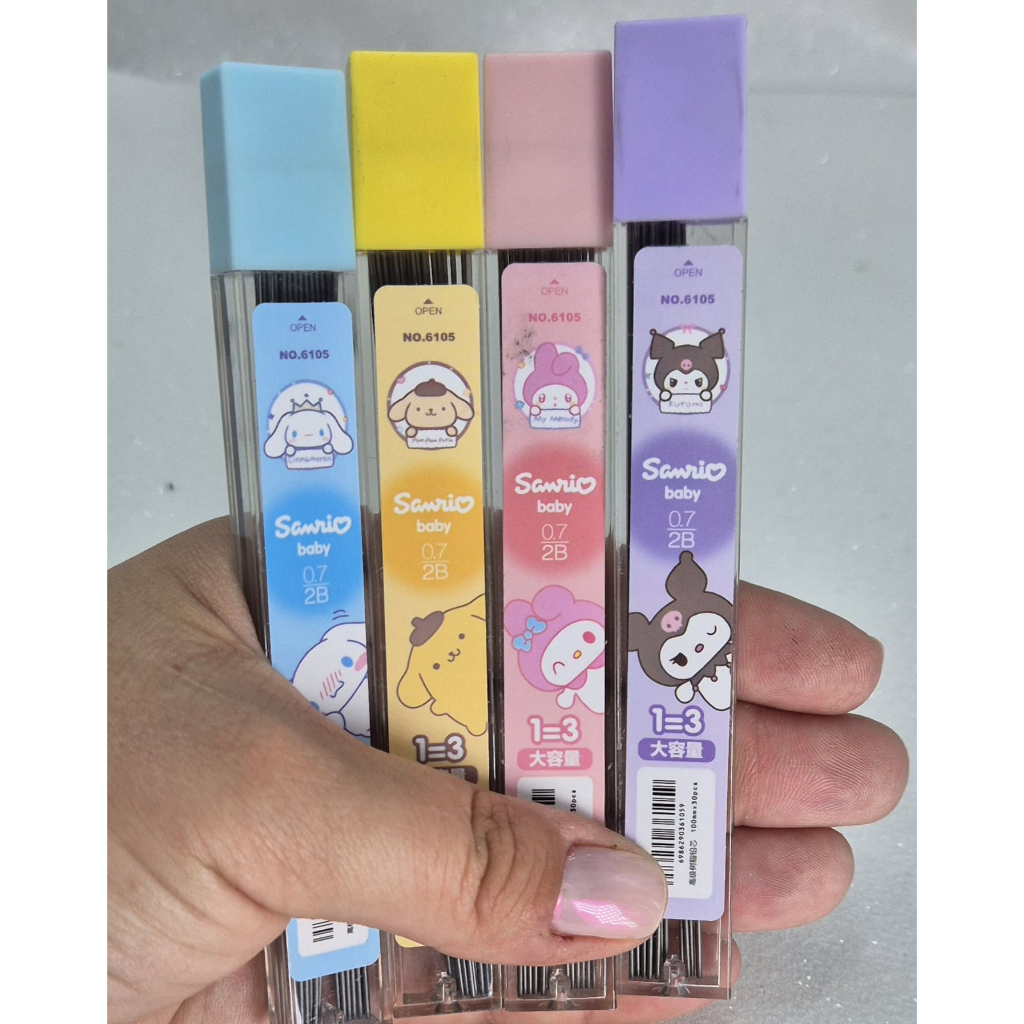 Kit 50 Grafites para lapiseira 0.7 ou 0.5 - Sanrio: My melody, cinnamoroll, kuromi e pompomporim em Oferta na Shopee