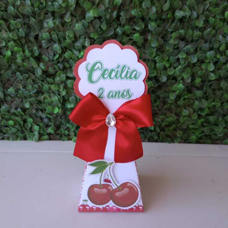 Caixa Pirâmide Cerejinha | Personalizados | Lembrancinhas | Festa infantil | Aniversário