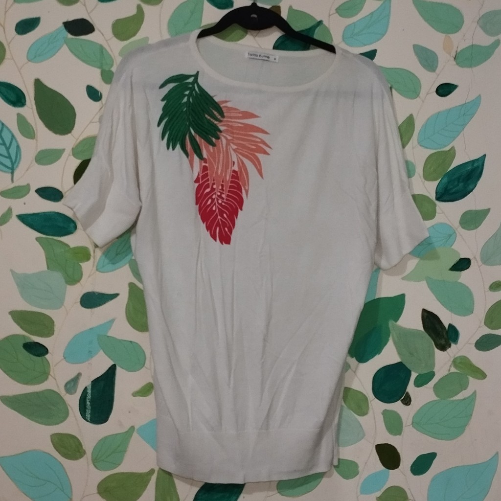 Blusa G - Talita Kume (off-white - tricô - estampa - bordado - cava - branca - bata)
