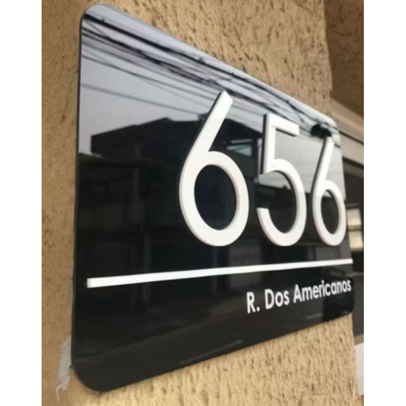 Placa de Acrílico para Endereço com Letras em Alto Relevo Personalizada