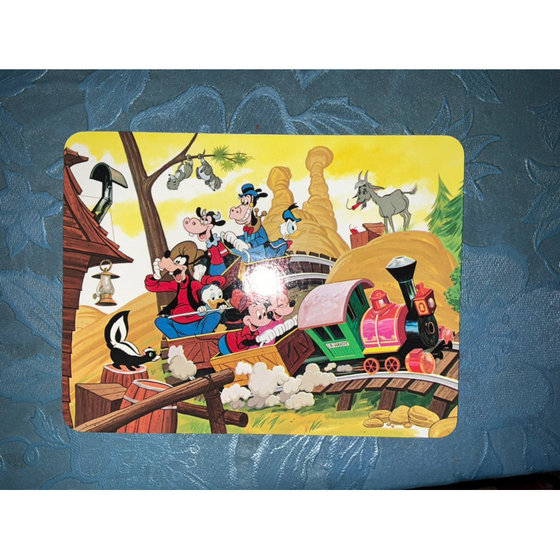 cartão postal walt disney runaway thrills