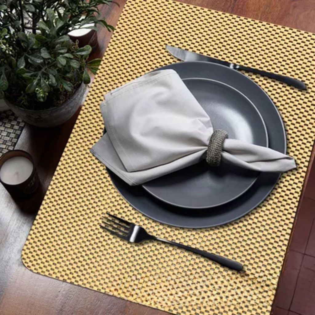 Jogo Americano KIT 4pçs  Jogo para Mesa Posta 4 Lugares Jogo de Mesa Antiderrapante Forms Oval Mesa em Oferta na Shopee