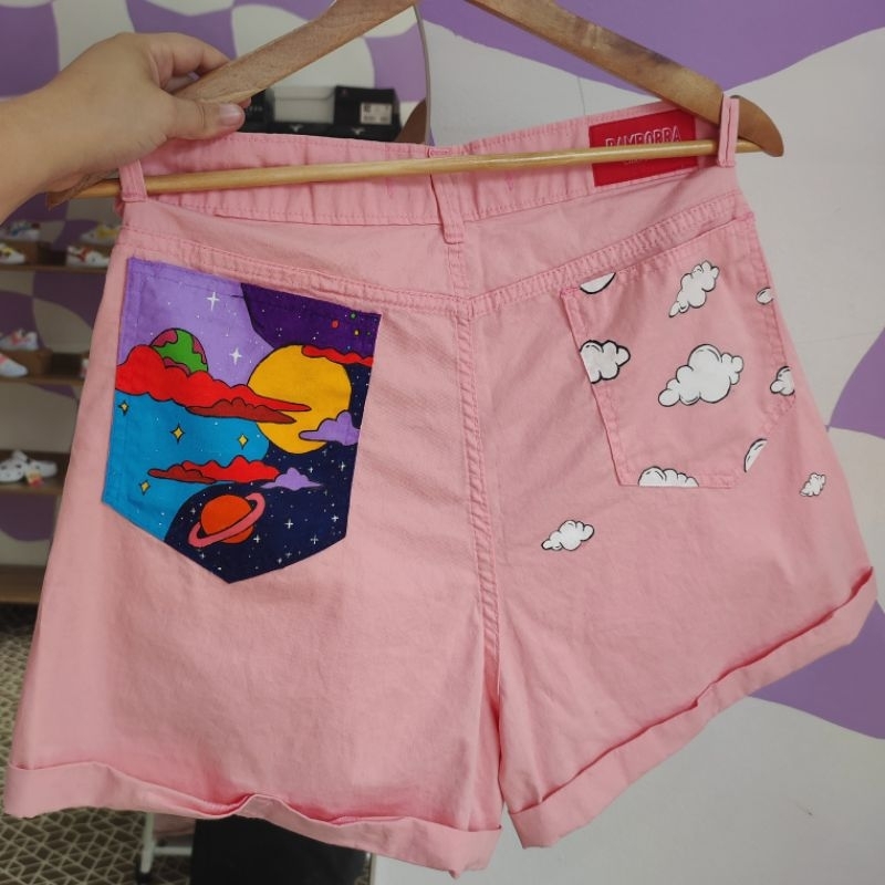 Short Jeans Rosa Customizado Rosa e Planetas Único 38