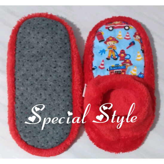 Meia Pantufa infantil com antiderrapante e estampa