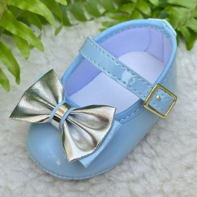 Sapatilha Bebê tipo Boneca Azul Bebe com Laço Prata – Sapatinho Azul de Menina