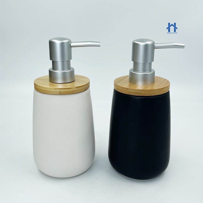 Frasco Porta Sabonete Liquido 500ml Cerâmica com Madeira Válvula Prata para Banheiro