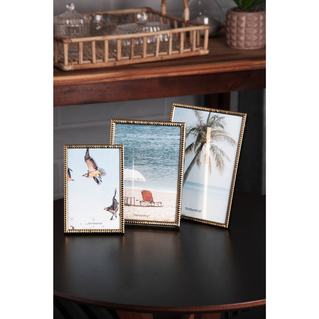 Porta-Retrato Wolff Spiral de Aço Inox Dourado 15cm x 20cm em Oferta na Shopee