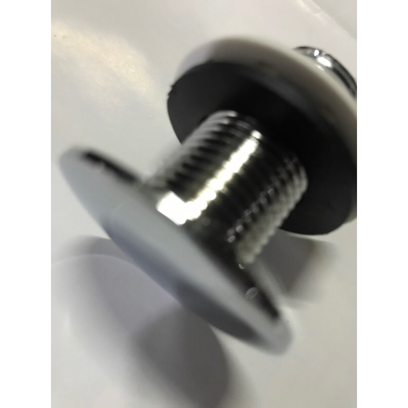 Plug Bide Cronado. Para tampar aretirada de torneiras em pias e lavatórios. Da marca Furkin.kit com 2 pcs. por 29,80.