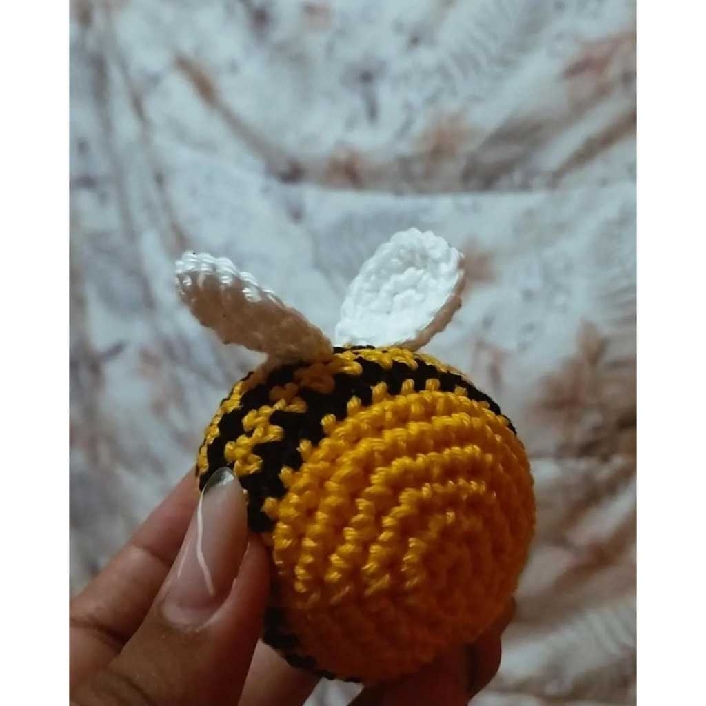 Amigurumi - Abelha de Amigurumi - Chaveiro de Amigurumi - Chaveiro de Abelho - kawaii chaveiro