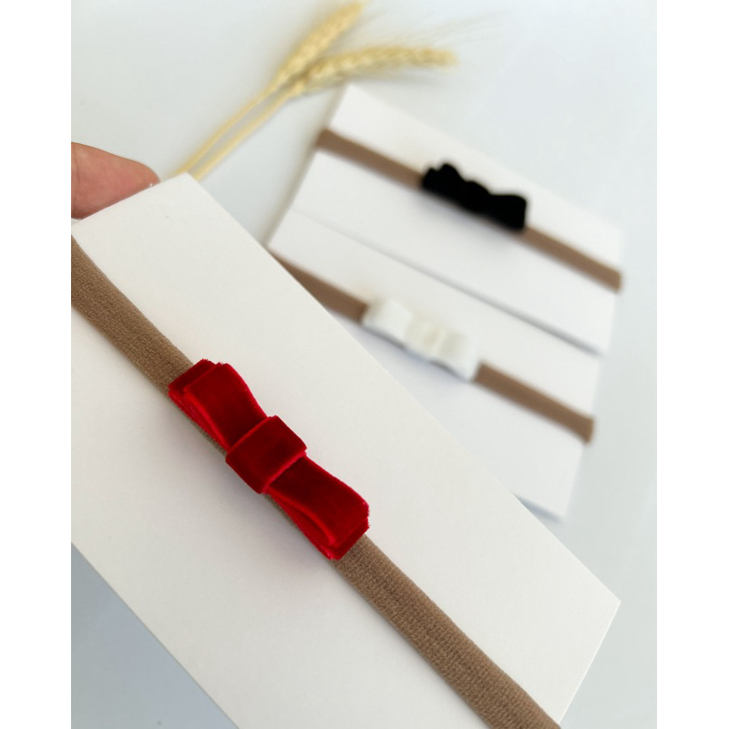 Laço para bebê  Veludo na faixinha meia de seda confort infantil menina em Oferta na Shopee