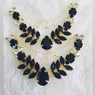 Cabedal de sereia com pedras cascalho ( GOTA CENTRAL GRANDE) em Oferta na Shopee