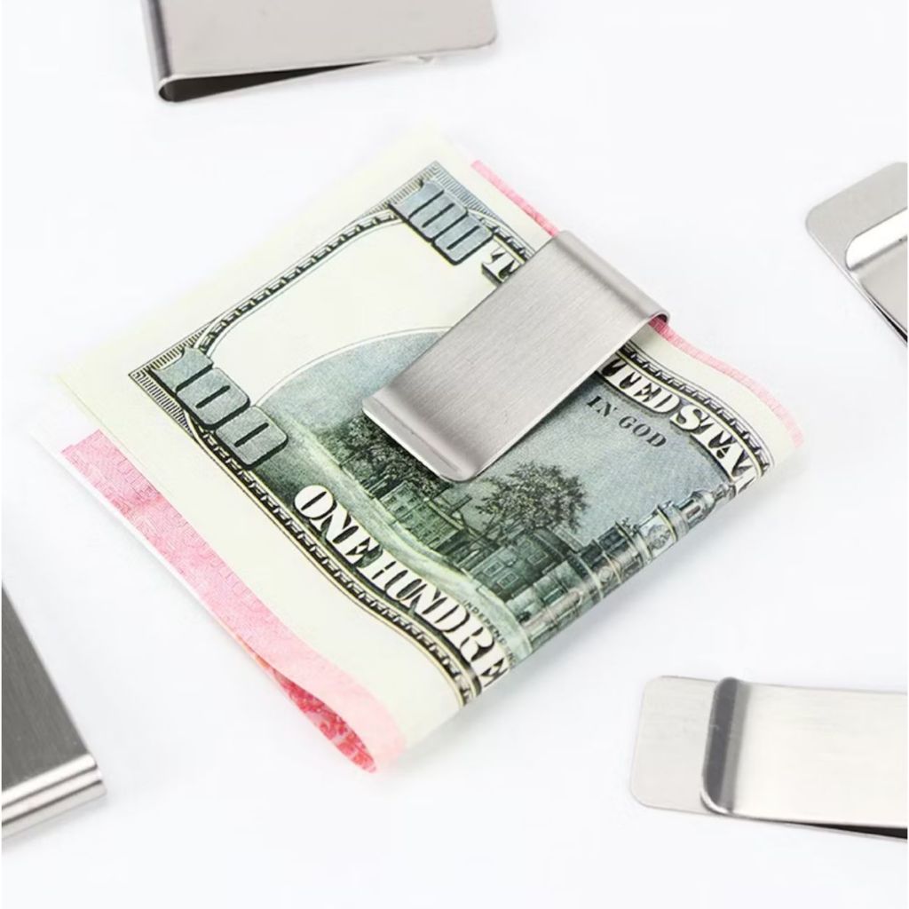 Clipe Prateado ou Preto para prender dinheiro carteira para cartões em Aço - Money Clip Metal Carteira estilo americano em Oferta na Shopee