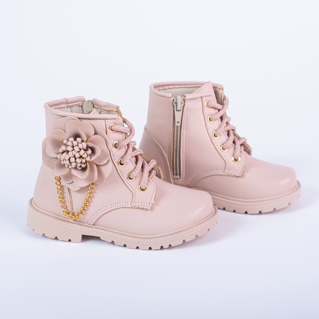 Bota Coturno Feminino Modelo FLOR  Botinha Menina estilo Blogueirinha Confortável e leve
