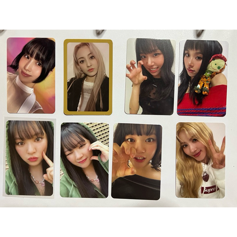 Photocard Twice oficial (Momo, Jihyo, Chaeyoung, Jeongyeon e Sana - With You-th, More & More e Strategy) oficial Kpop