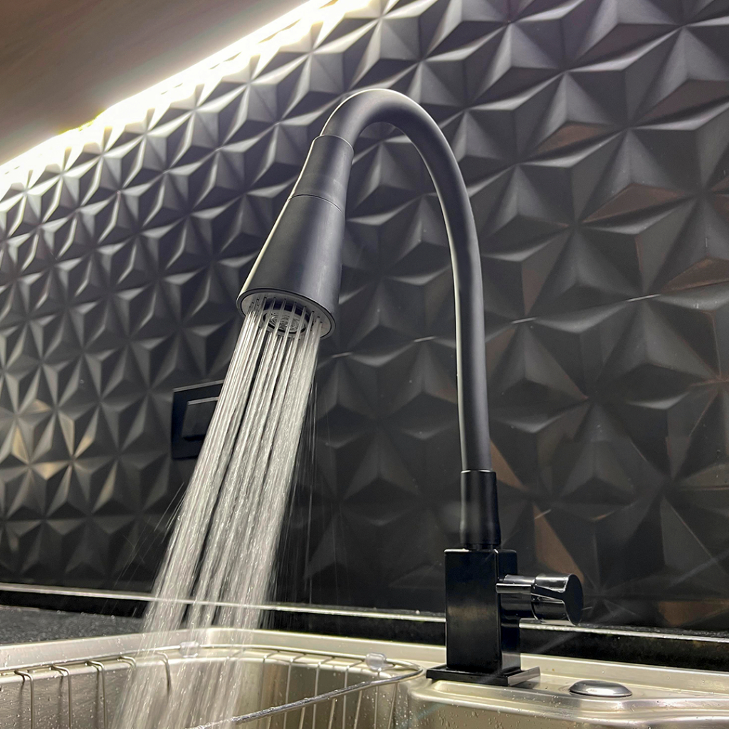 Torneira Gourmet Cozinha Bancada Preta Flexível 2 Jatos ABS Para Pia Mesa Área G